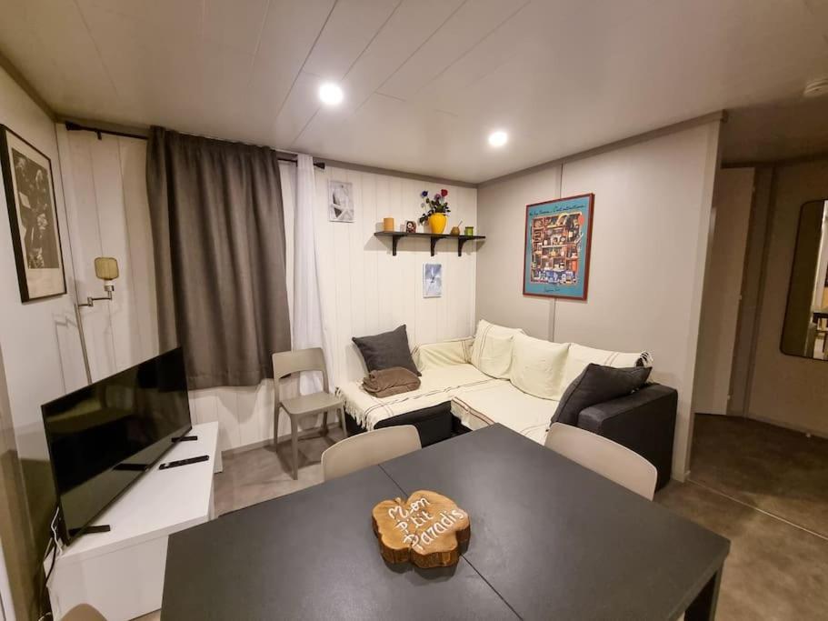 La Cabane 27 ~ Chalet Cosy Au Bord Du Lac De Peyre ลาบูแอร์ ภายนอก รูปภาพ