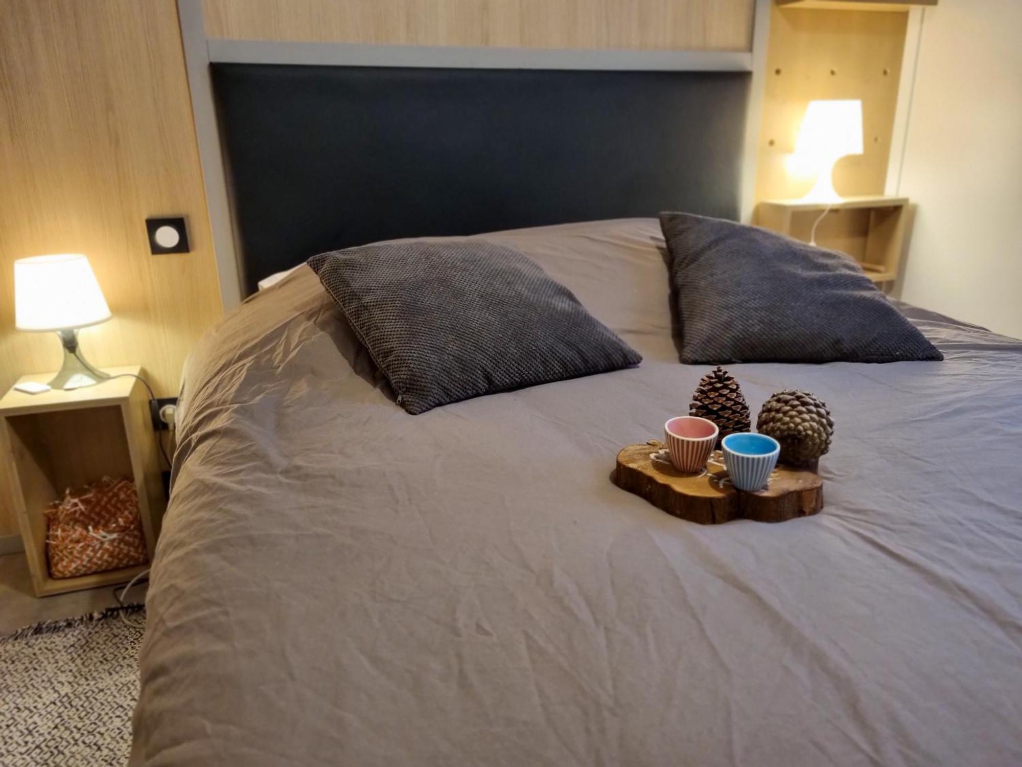 La Cabane 27 ~ Chalet Cosy Au Bord Du Lac De Peyre ลาบูแอร์ ภายนอก รูปภาพ